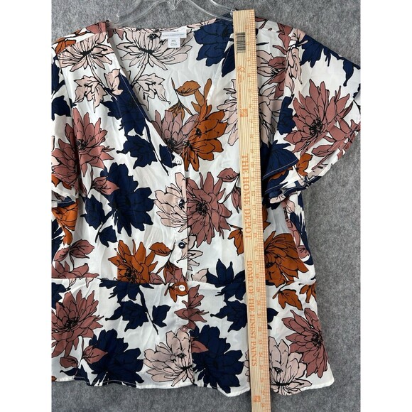 Liz Claiborne Blouse Women's 2XL Floral Button Up V-Neck Lightweight Casual Top - Picture 4 of 8